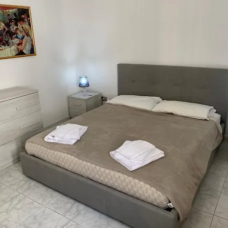 Apartment La Marmora